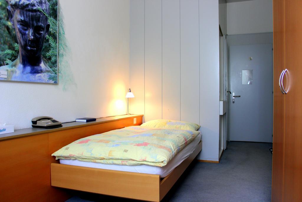 Hotel Muenchnerhof บาเซิล ภายนอก รูปภาพ